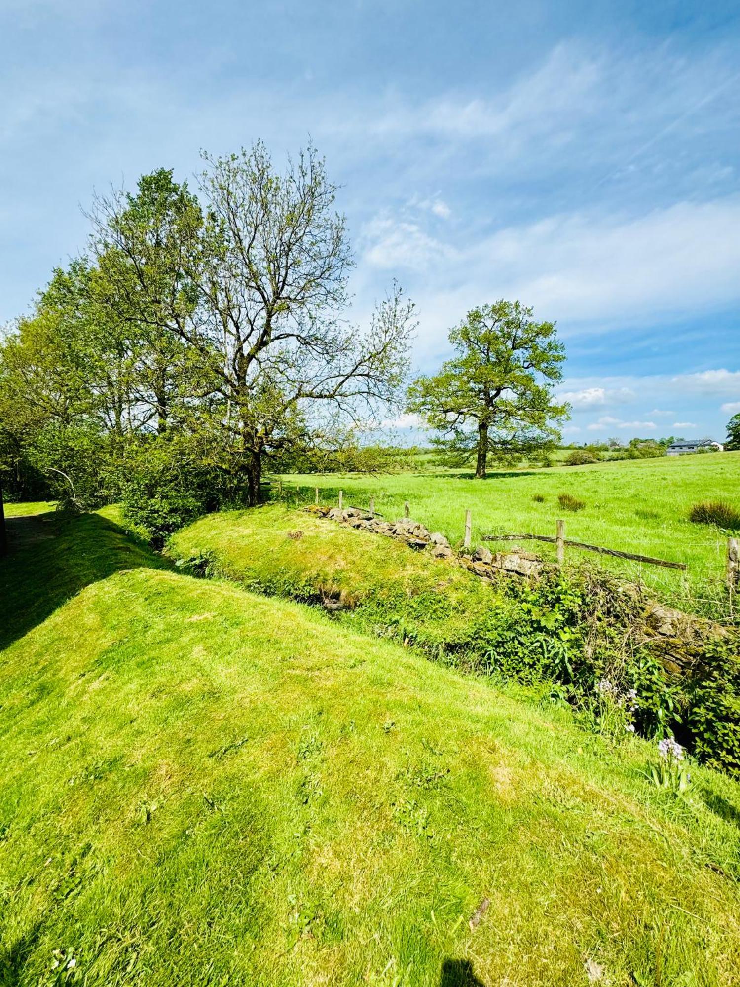 The Old Stone Trough Country Hotel Kelbrook المظهر الخارجي الصورة